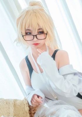 欧美胖女人服装_国产剧超清免费观看