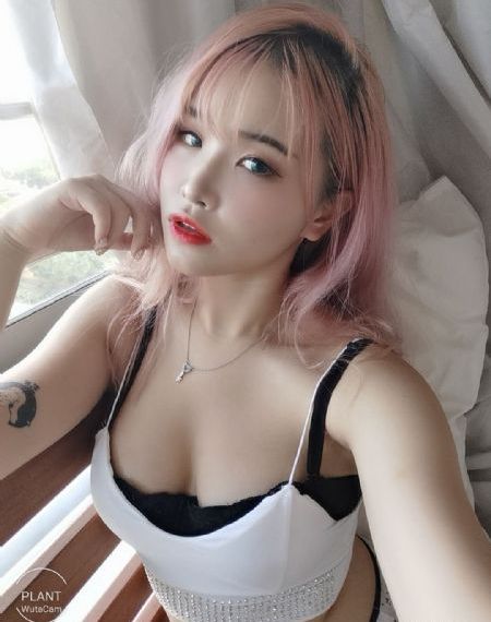 女生光溜溜图片视频素材_4K电影全集观看