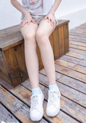 国产美女视频在线精品_BD国语免费观看视频